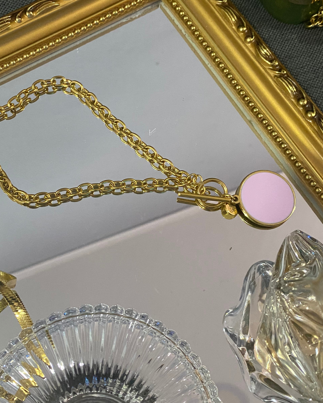 DAISY SHORT NECKLACE PINK