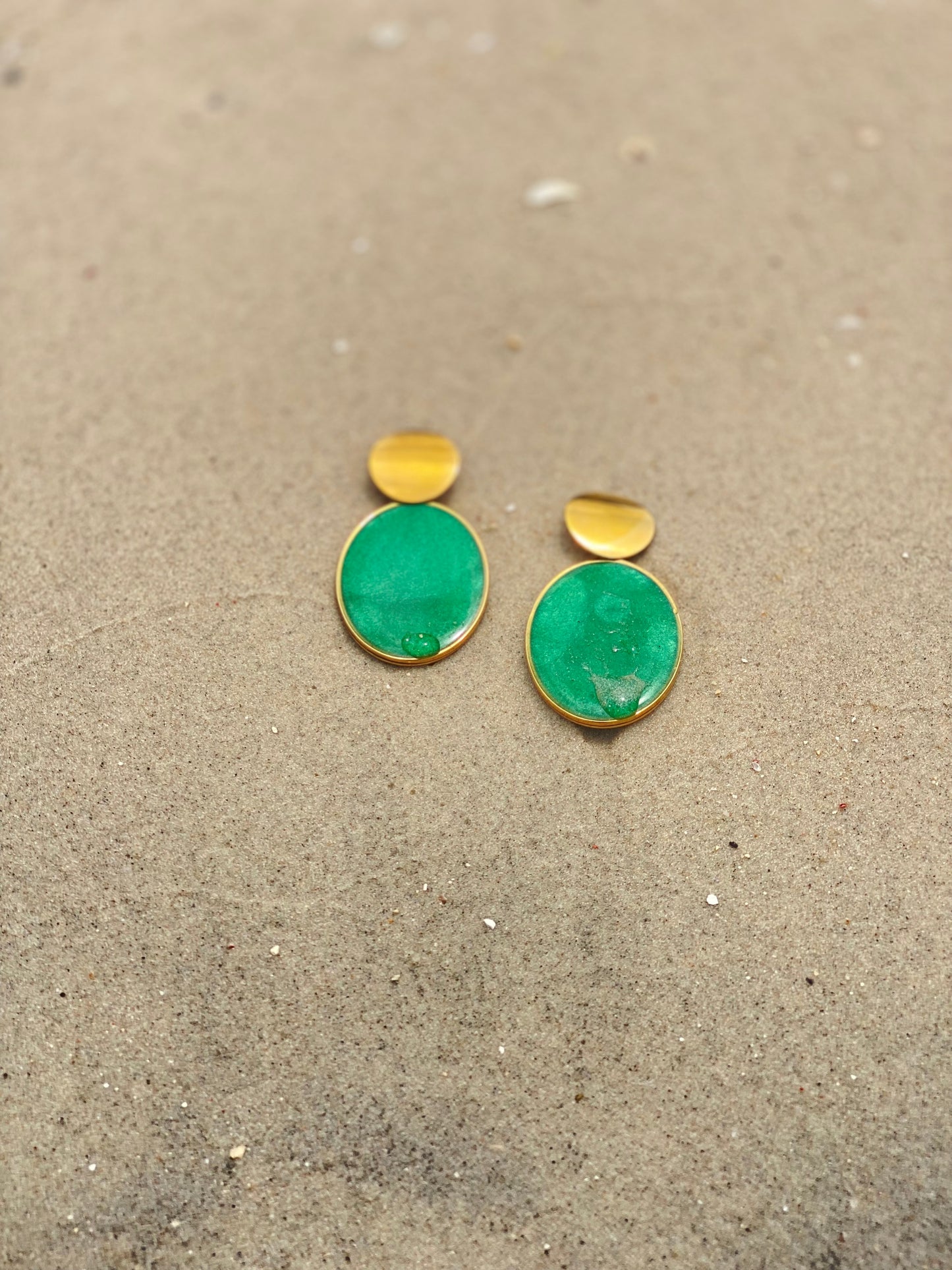 OLIVE EARRINGS GRASS GREEN