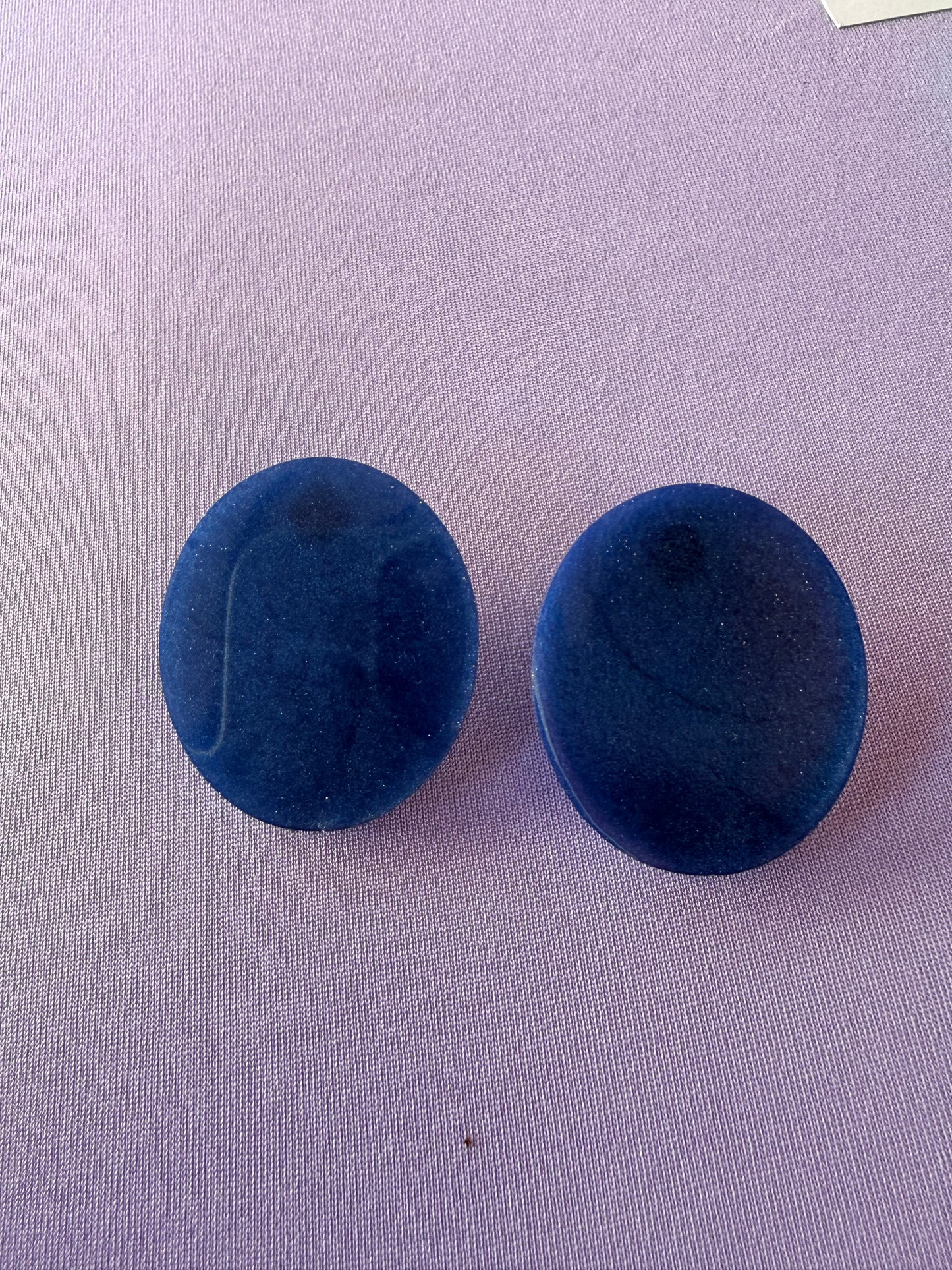 OLIVIA STUDS BLUE SPARKLY