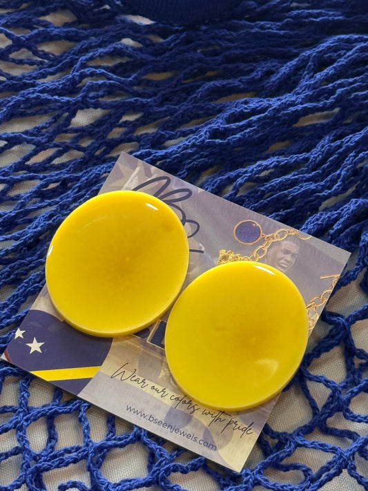 OLIVIA STUDS YELLOW