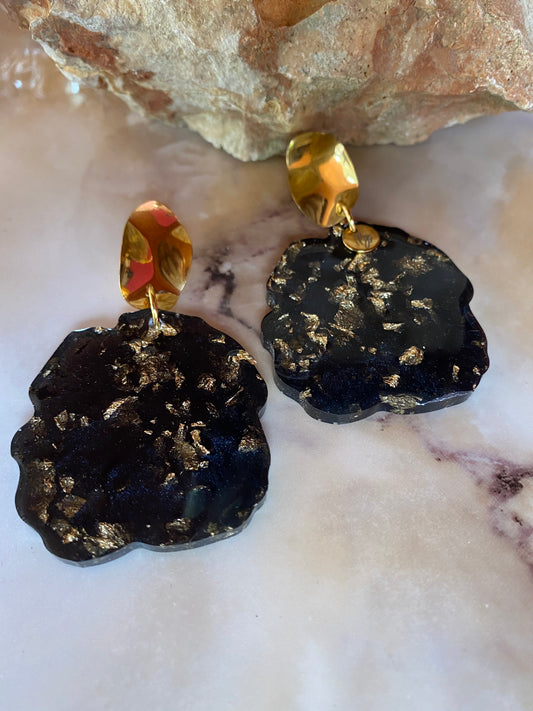 AIRY EARRINGS BLACK AND GOLD