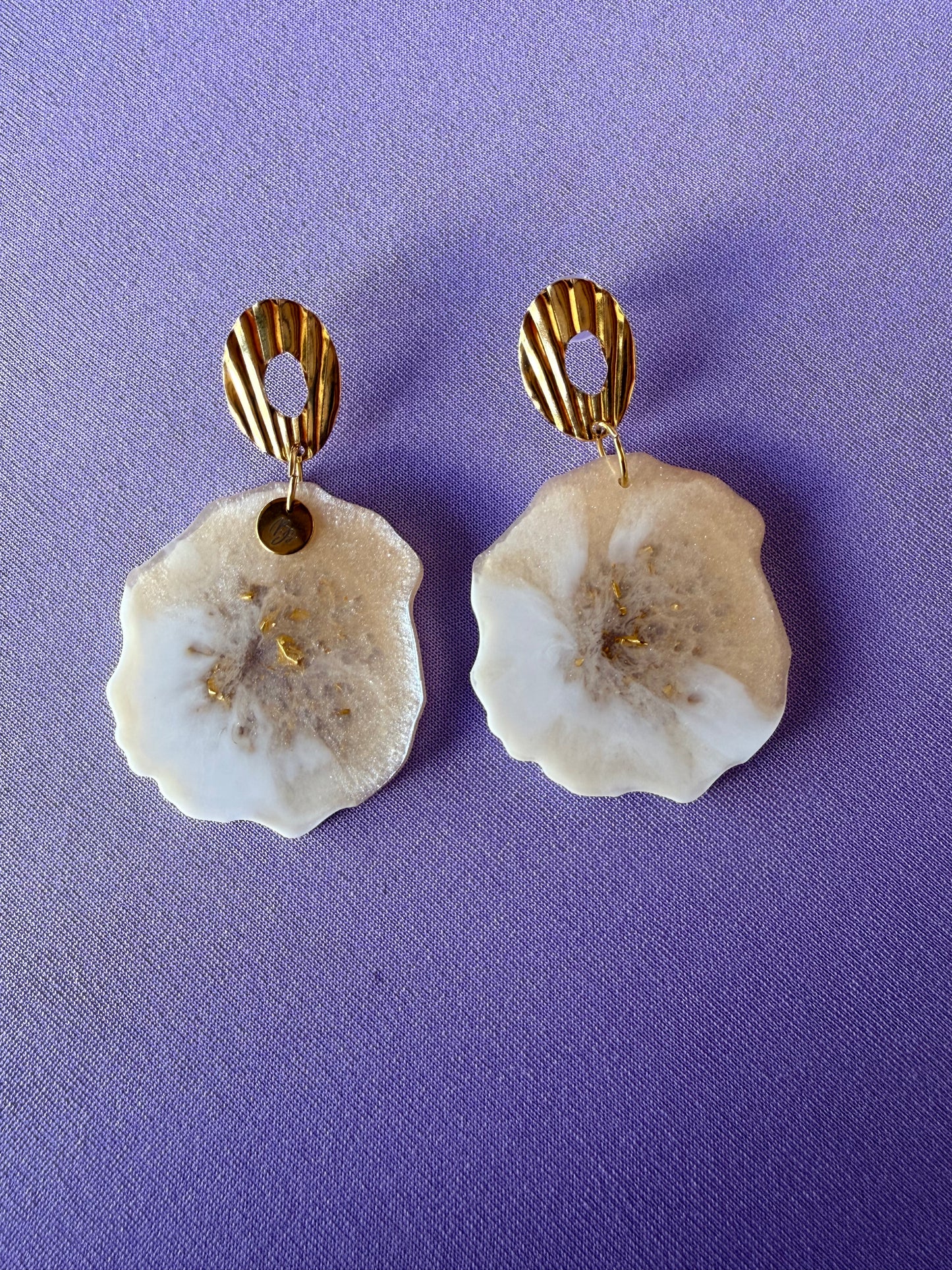 AIRY WHITE MIX & GOLD