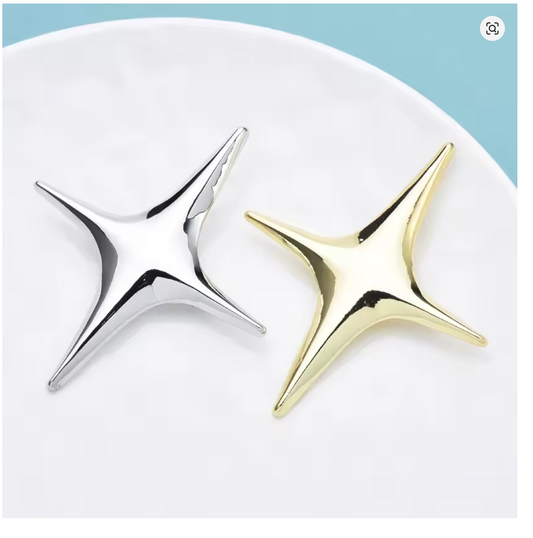 Sparkle star Brooch